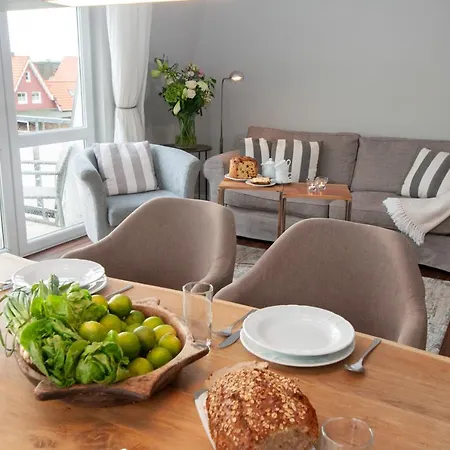 Residenz Strandlaufer 6 *